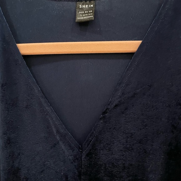 Velvet navy blue dress with ruched detail - Picture 4 of 4